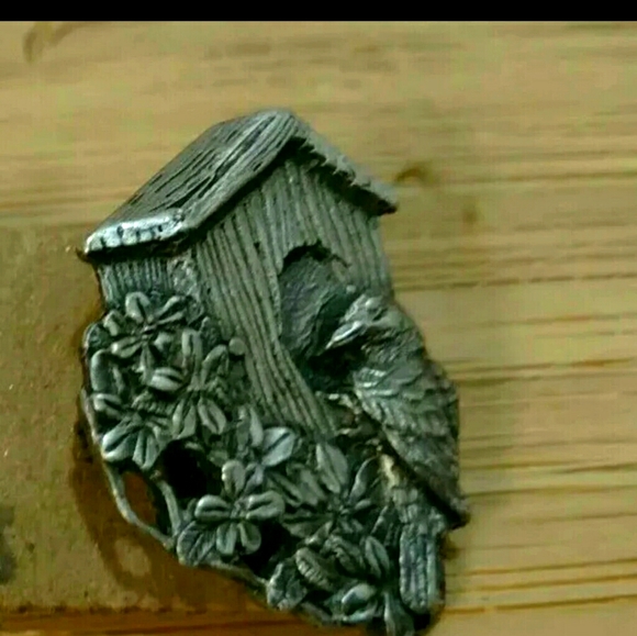Vintage Birds &Bloom Birdhouse Pewter Pin Holiday Gift Collectible Easter Spring - Picture 2 of 4